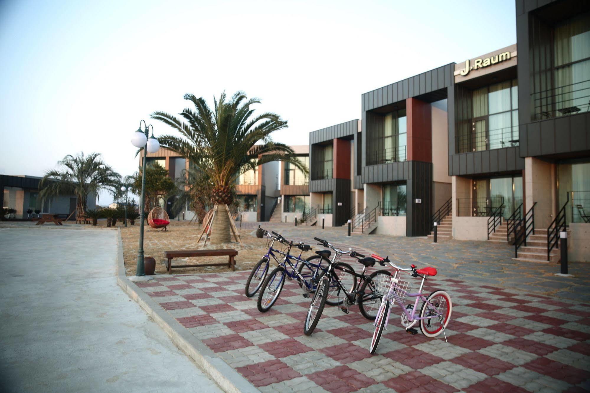 J Raum Resort Seogwipo Exterior photo